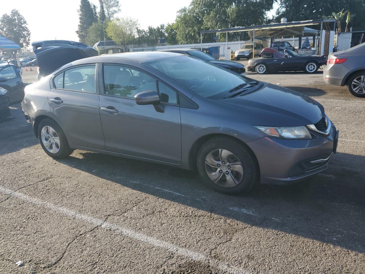 2015 HONDA CIVIC LX - Image 4