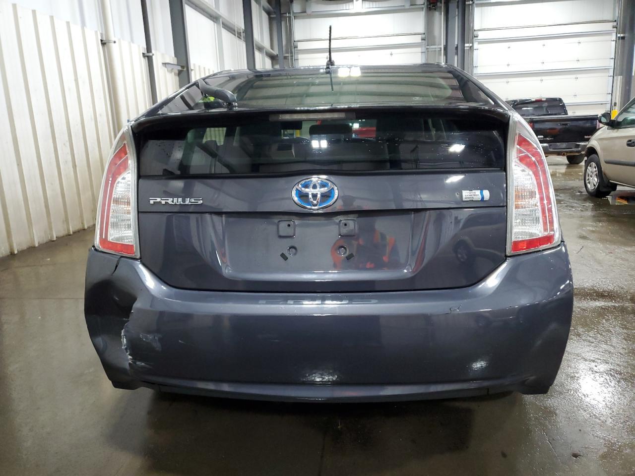 2013 TOYOTA PRIUS - Фото 6