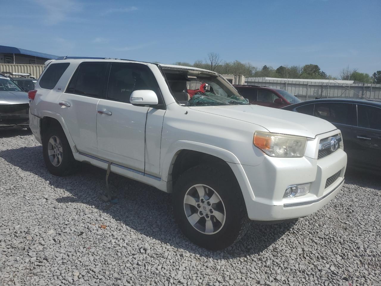 2011 TOYOTA 4RUNNER SR - Image 4