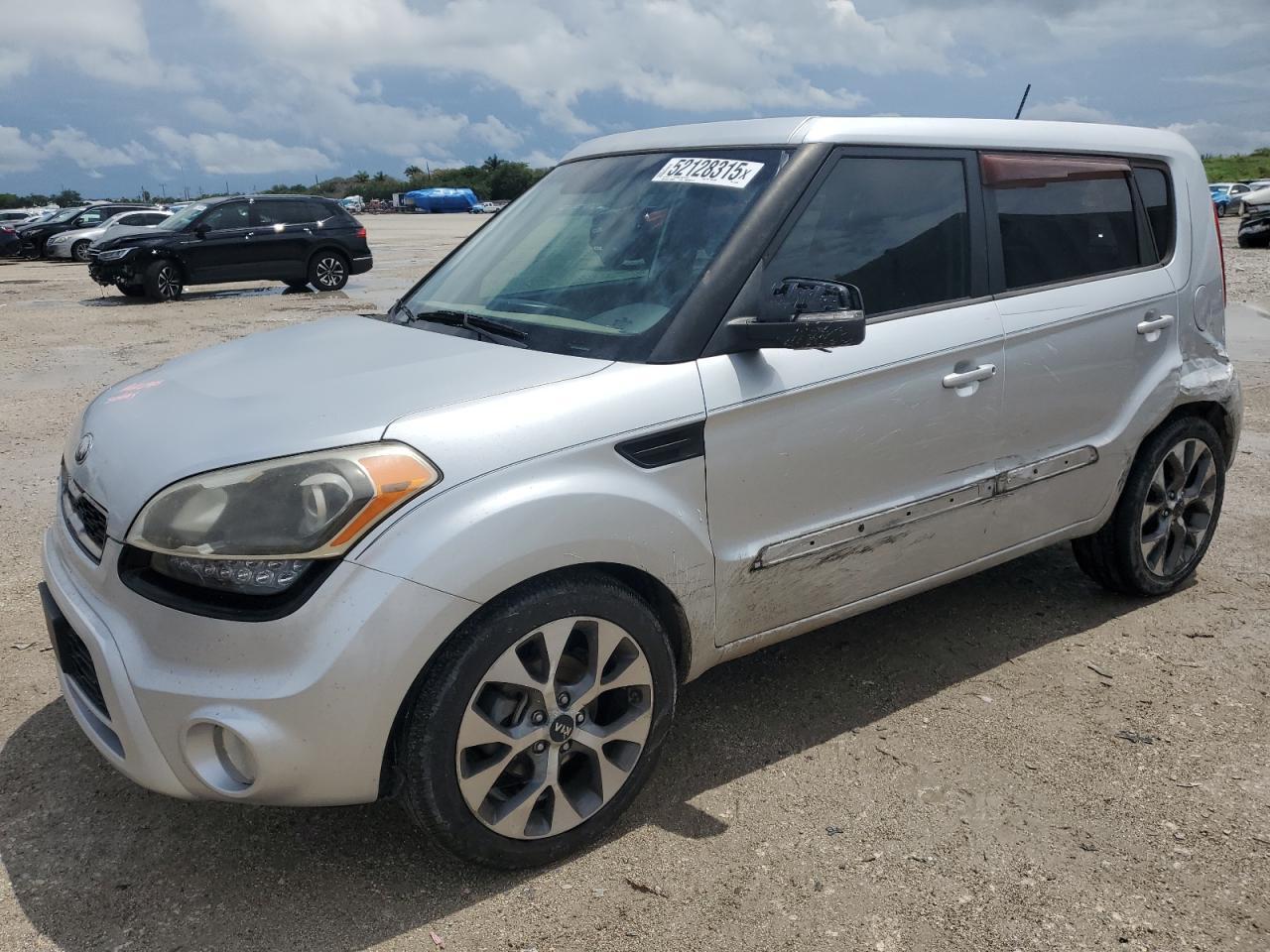 2013 KIA SOUL +