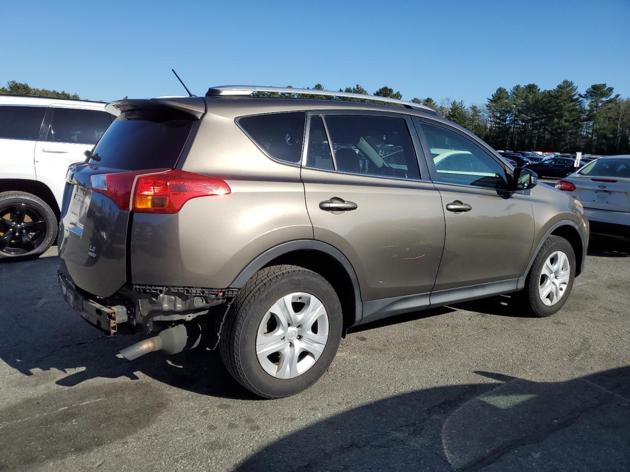 2015 TOYOTA RAV4 LE - Фото 3