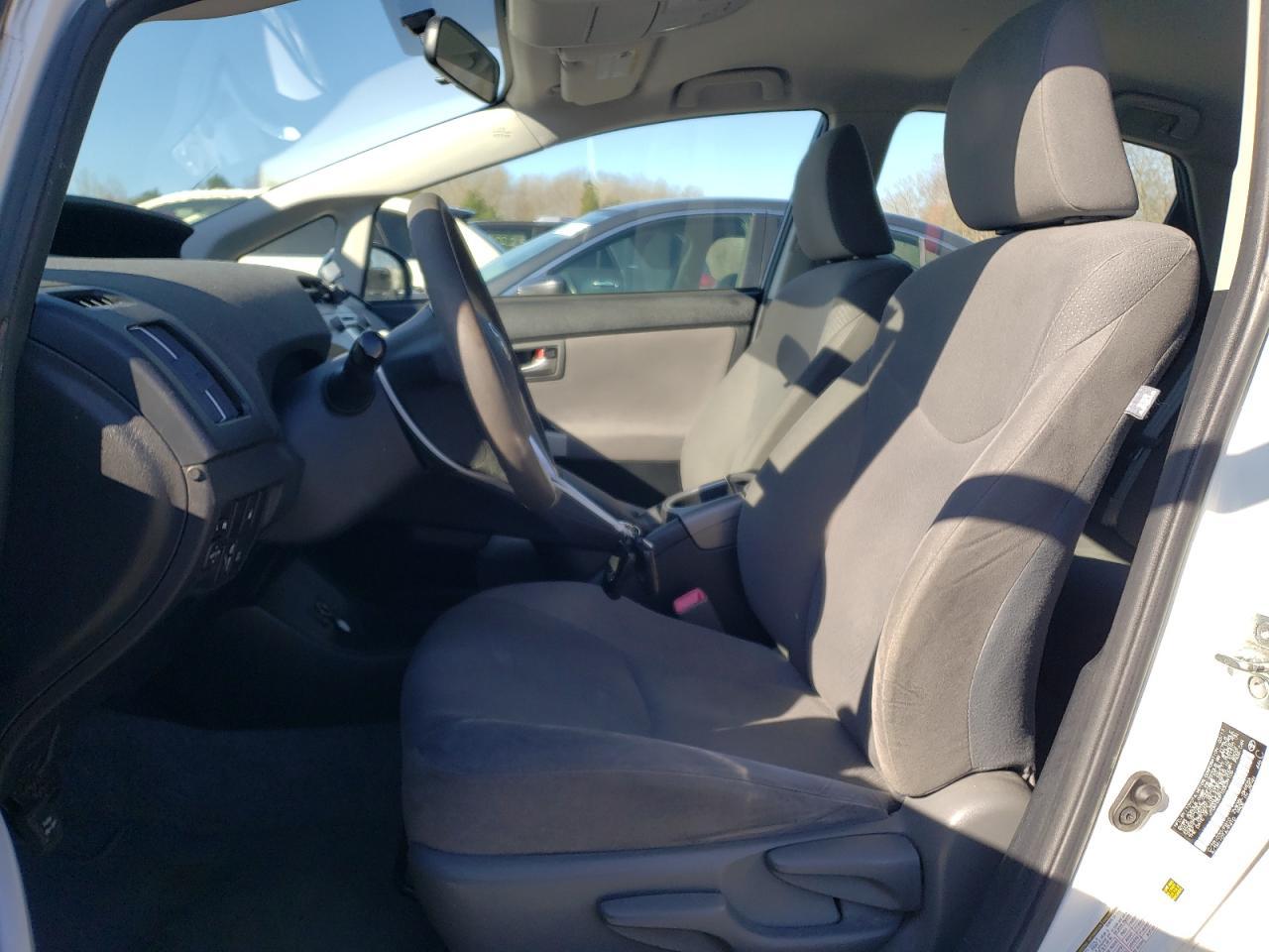 2013 TOYOTA PRIUS PLUG - Image 7