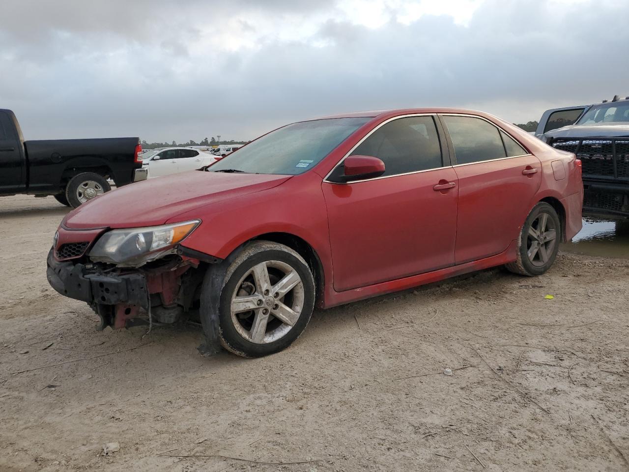 2014 TOYOTA CAMRY L