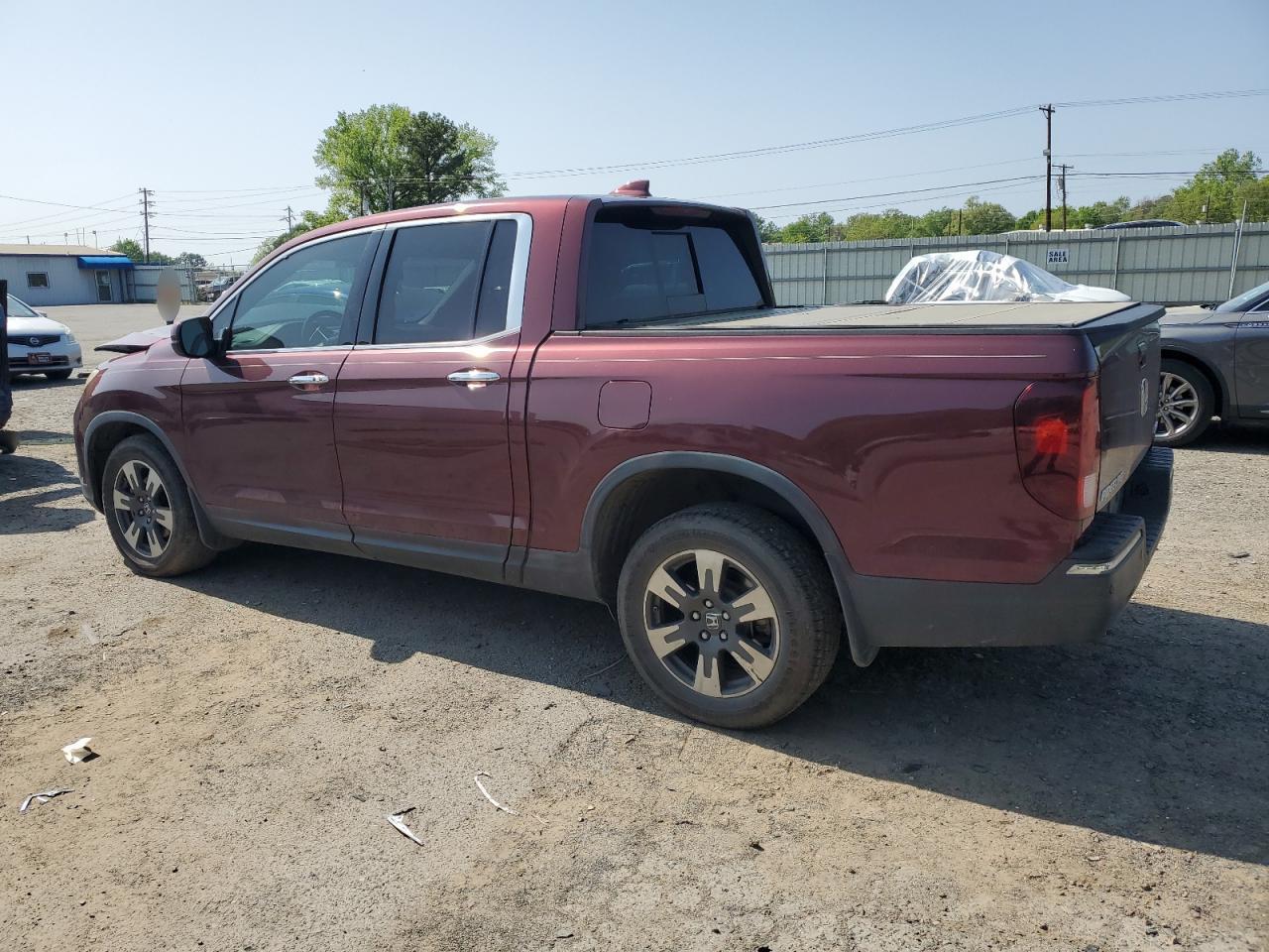 2017 HONDA RIDGELINE - Image 2