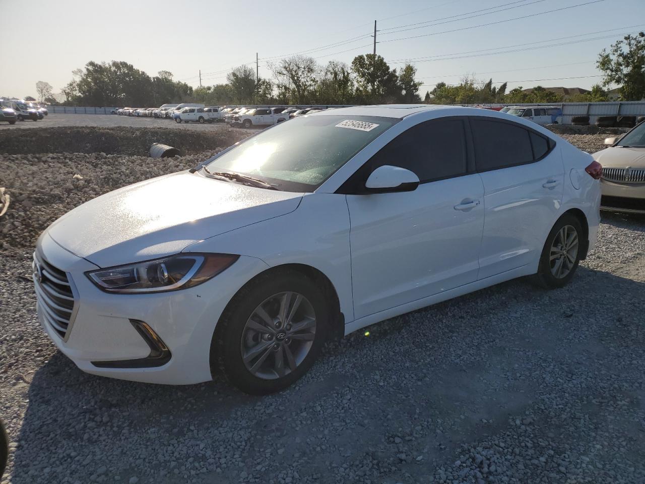 2018 HYUNDAI ELANTRA SE
