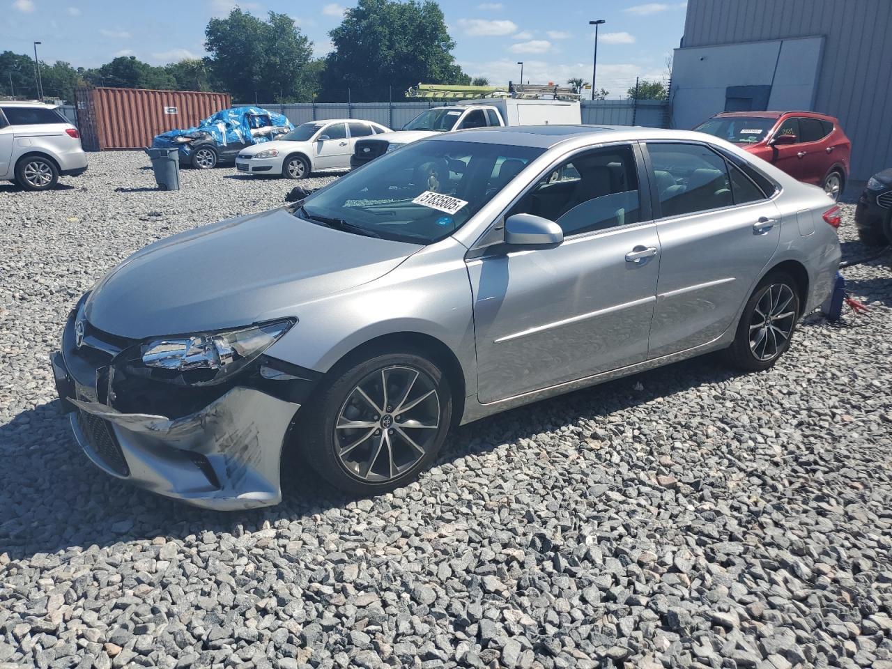 2016 TOYOTA CAMRY LE