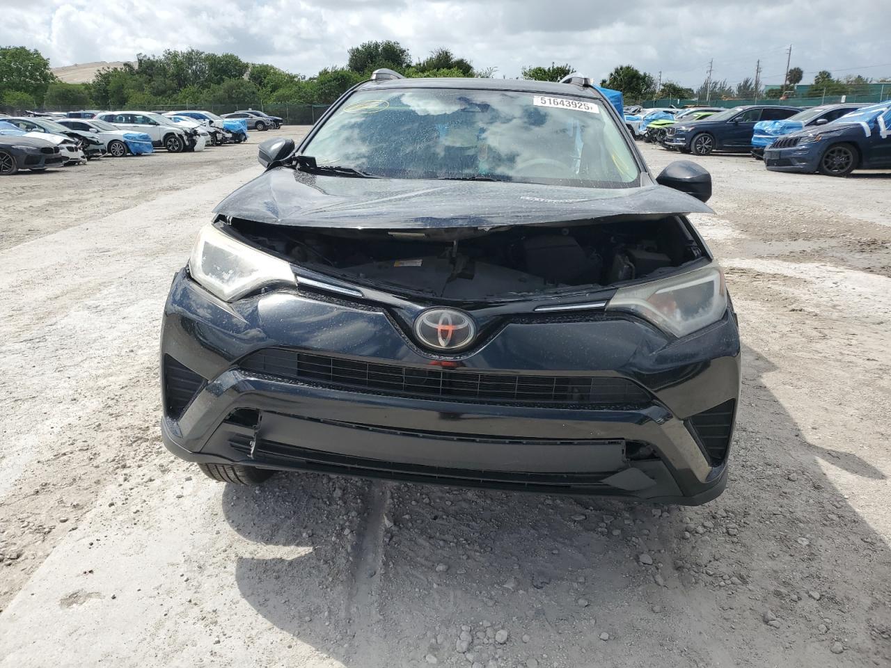 2018 TOYOTA RAV4 LE - Image 5