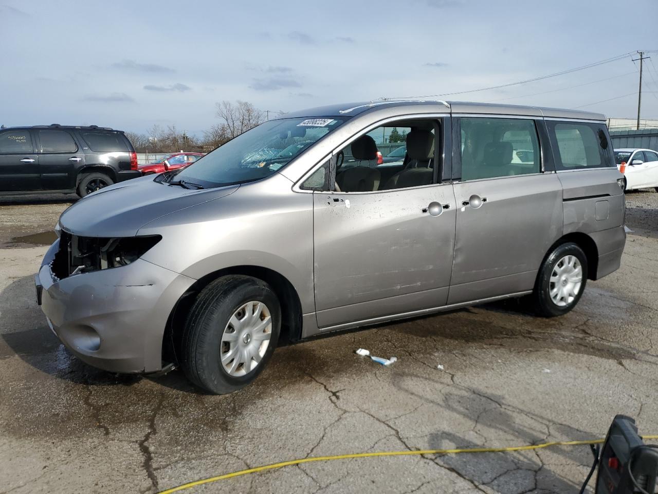 2013 NISSAN QUEST S