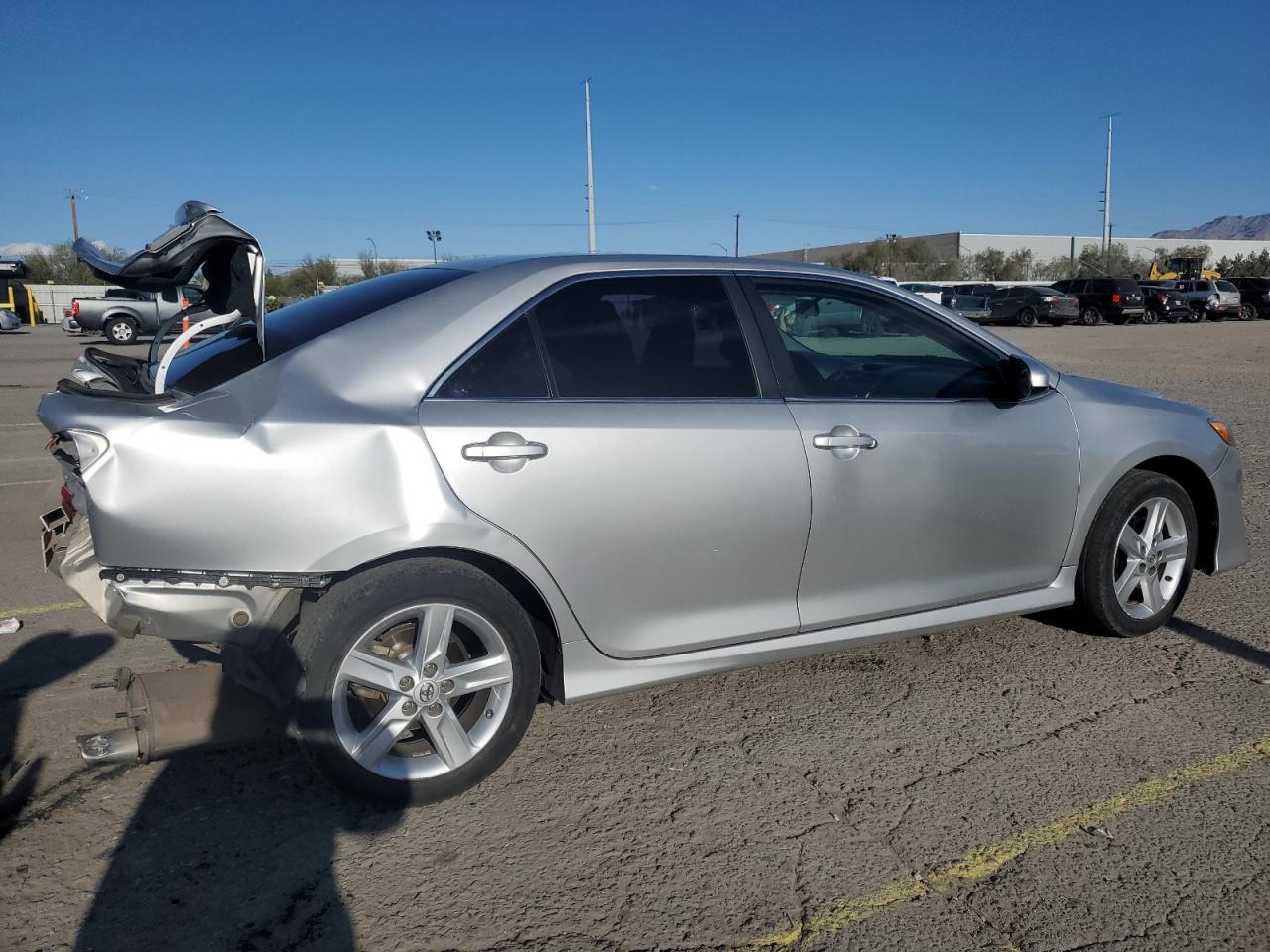2014 TOYOTA CAMRY L - Image 3