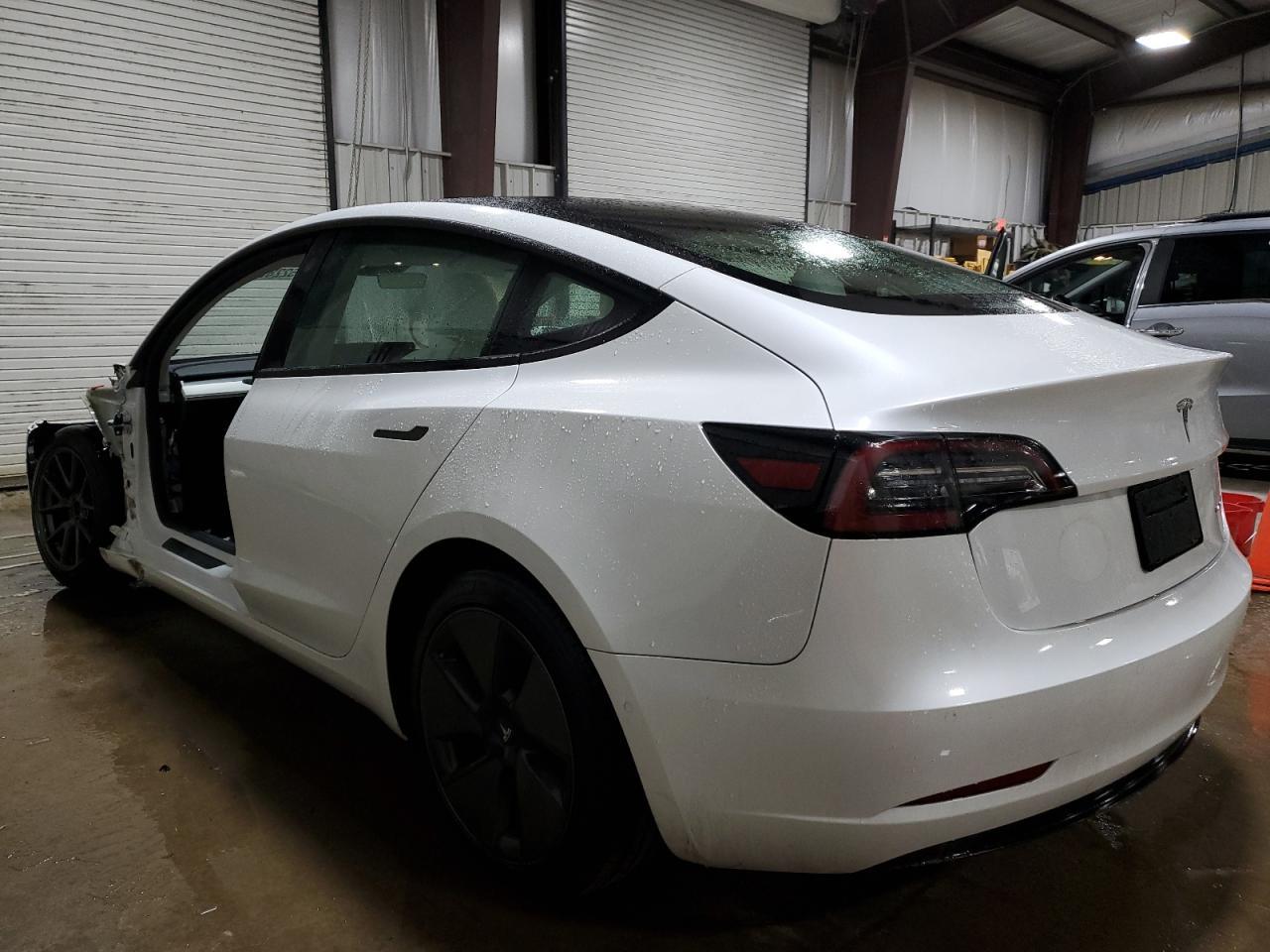 2021 TESLA MODEL 3 - Image 2