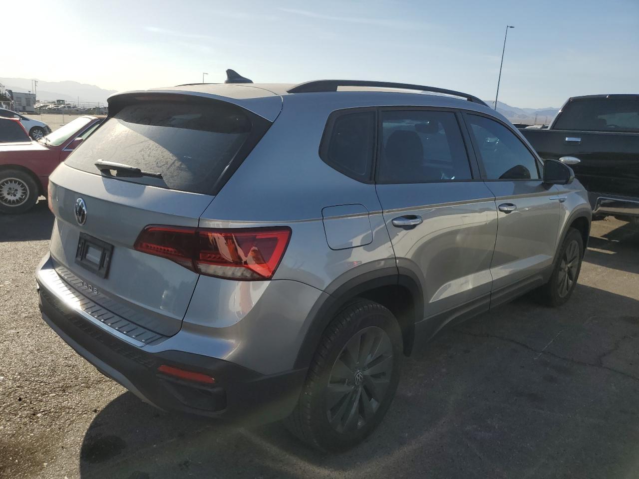 2023 VOLKSWAGEN TAOS S - Фото 3
