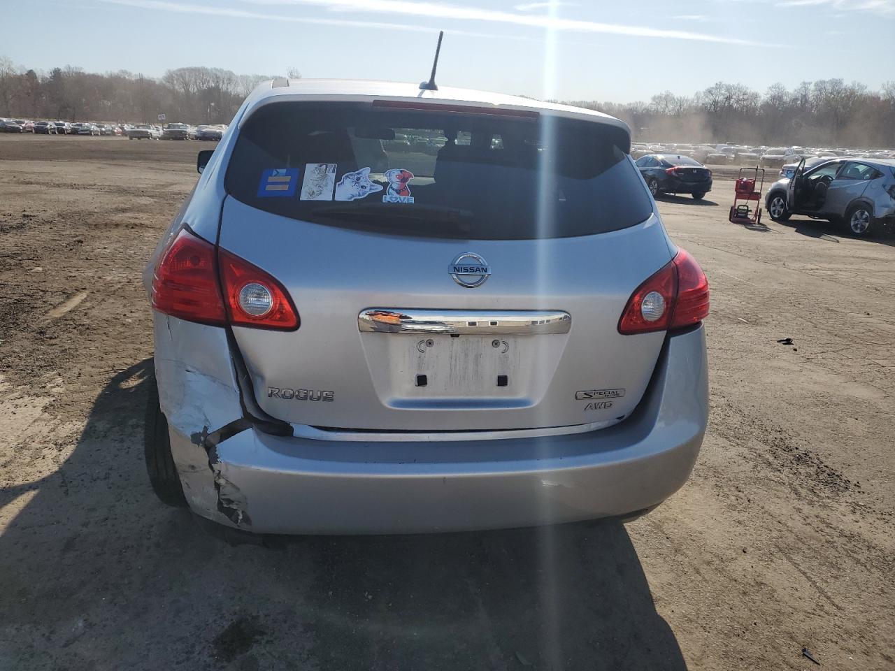 2013 NISSAN ROGUE S - Фото 6