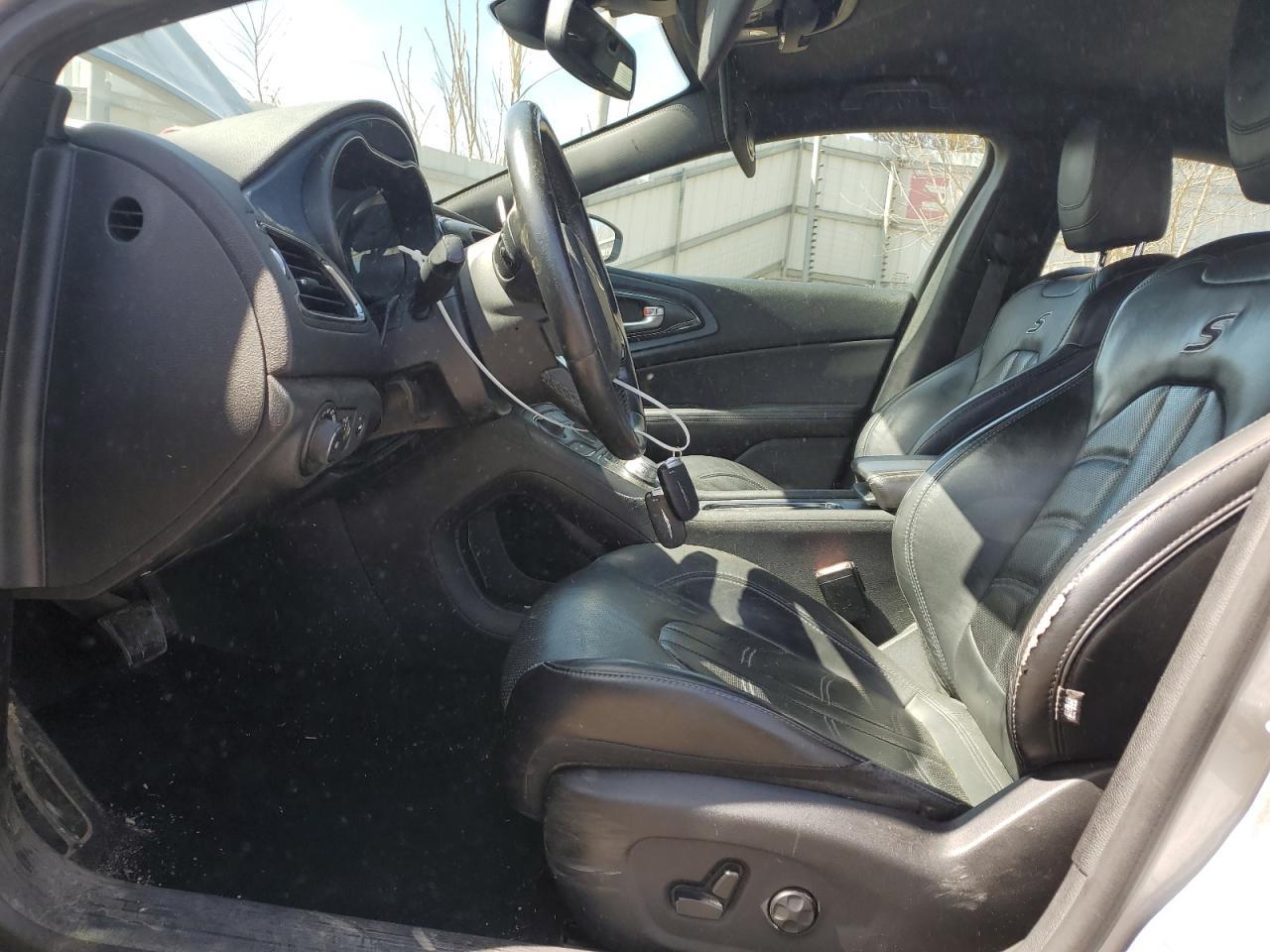 2015 CHRYSLER 200 S - Image 7