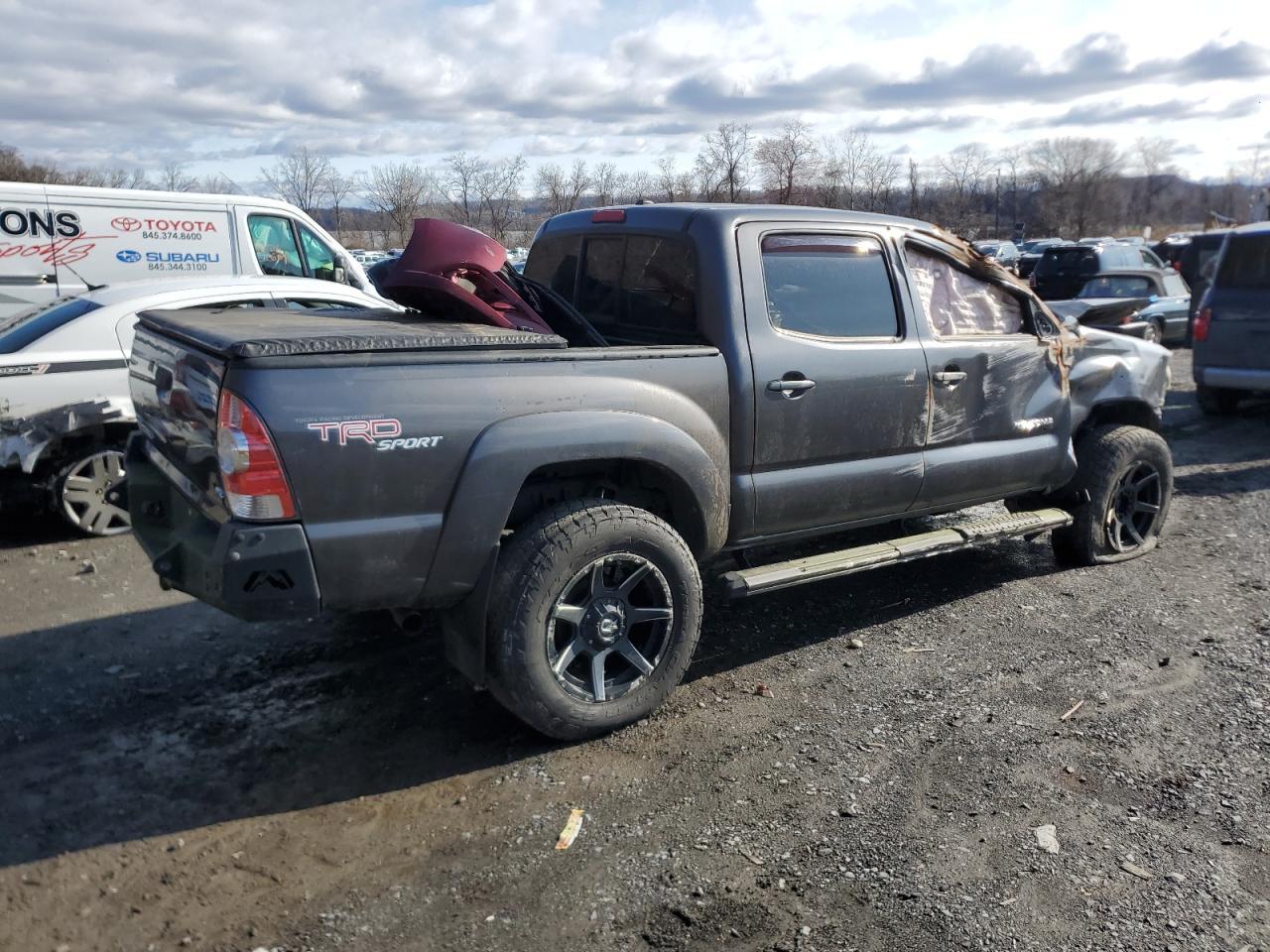 2011 TOYOTA TACOMA DOU - Фото 3