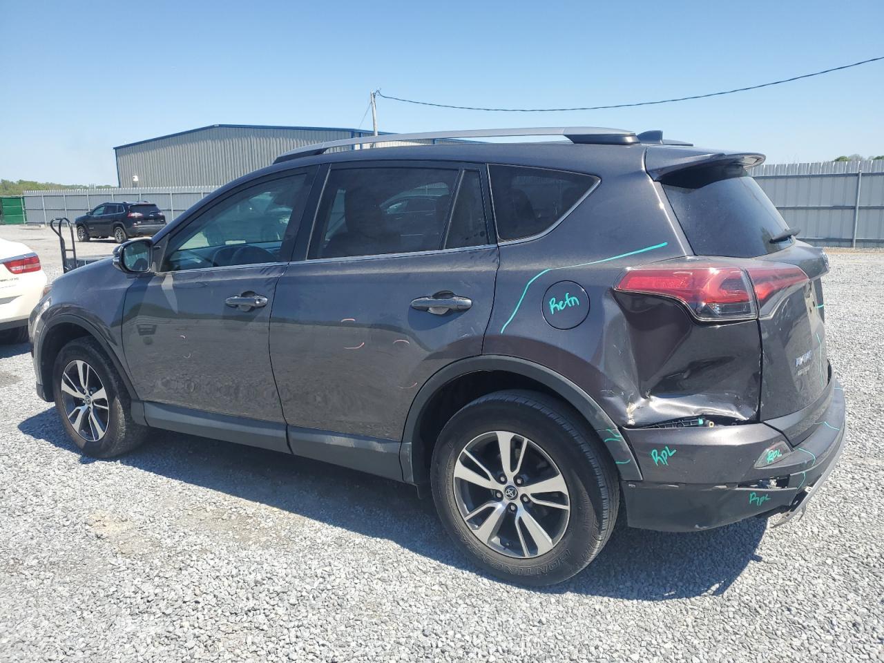 2017 TOYOTA RAV4 XLE - Фото 2