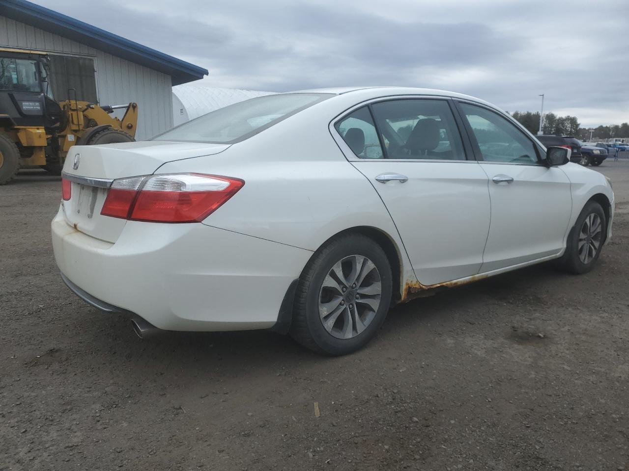 2014 HONDA ACCORD LX - Фото 3