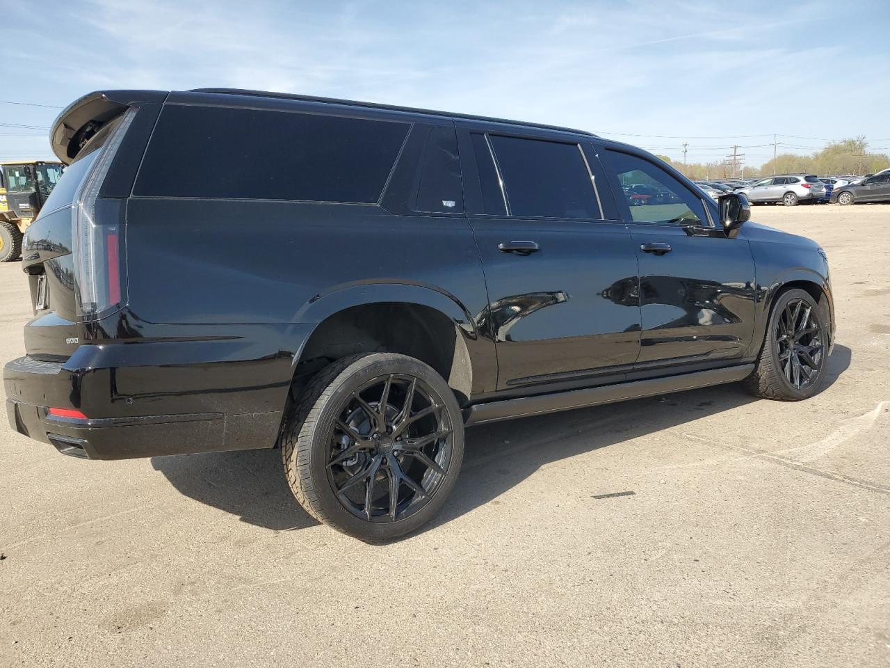 2025 CADILLAC ESCALADE E - Фото 3