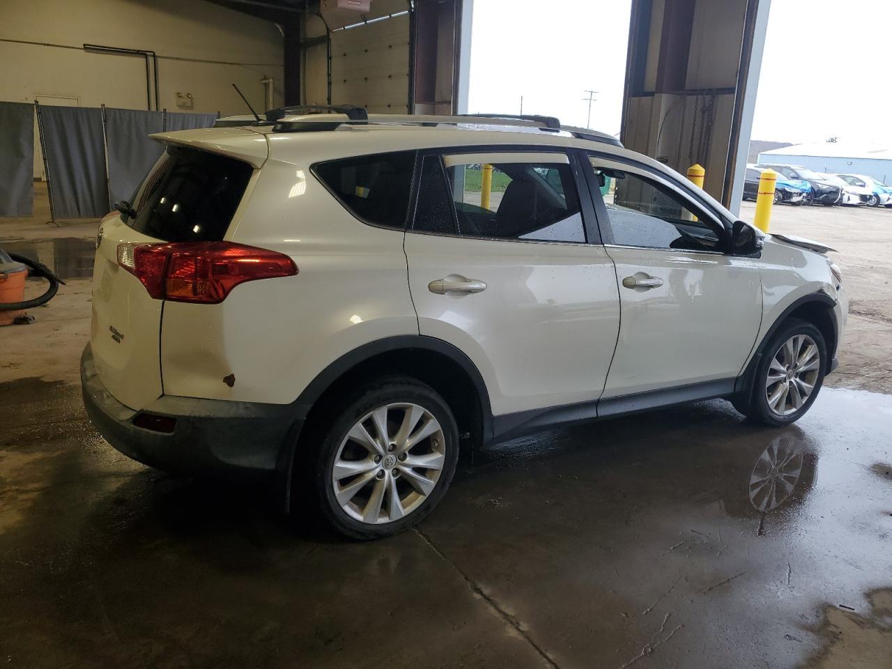 2014 TOYOTA RAV4 LIMIT - Фото 3
