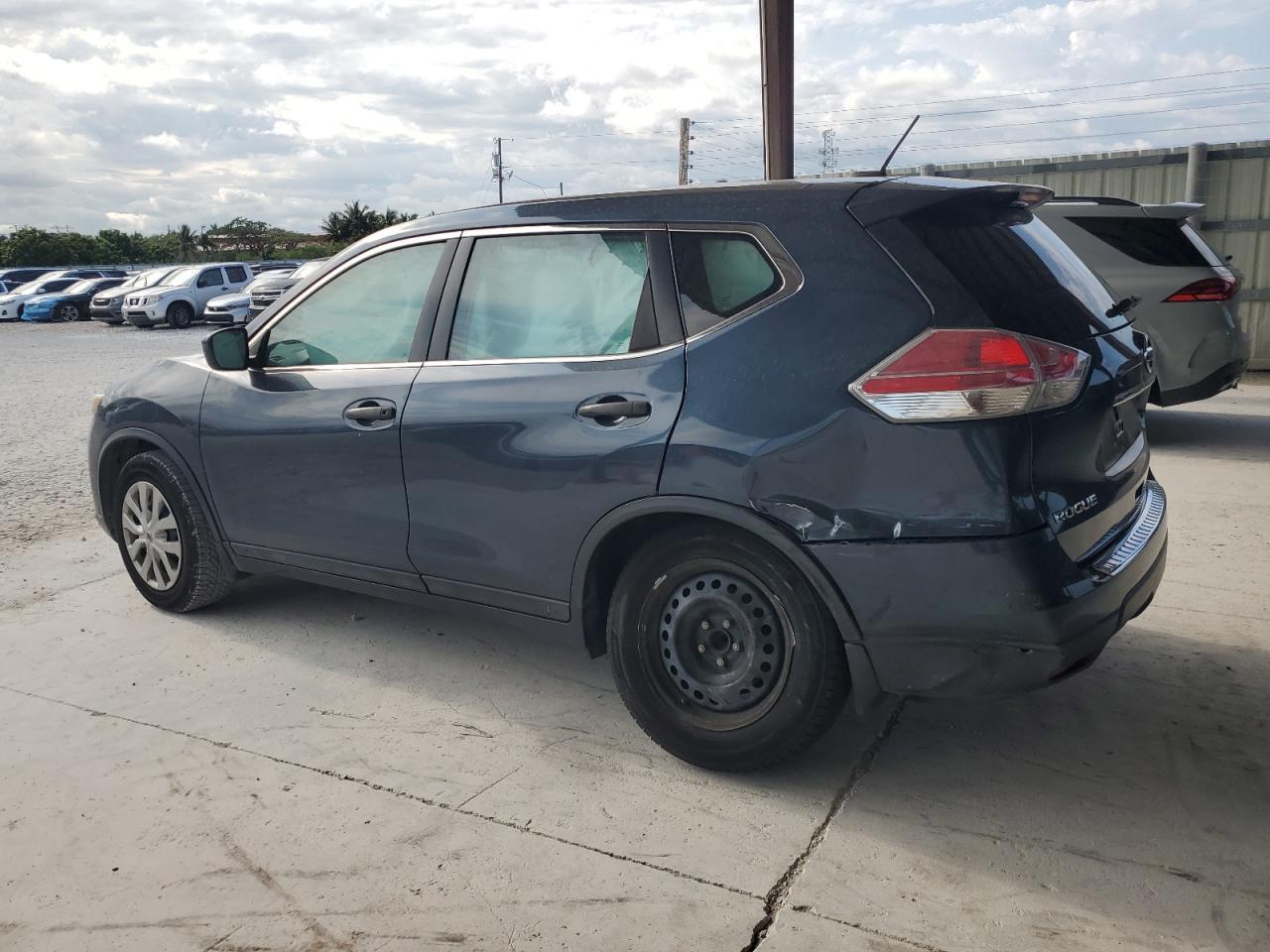 2016 NISSAN ROGUE S - Фото 2