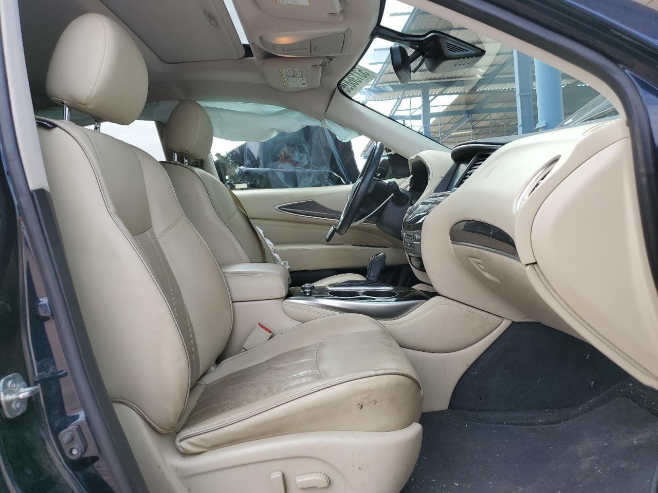 2019 INFINITI QX60 LUXE - Image 7