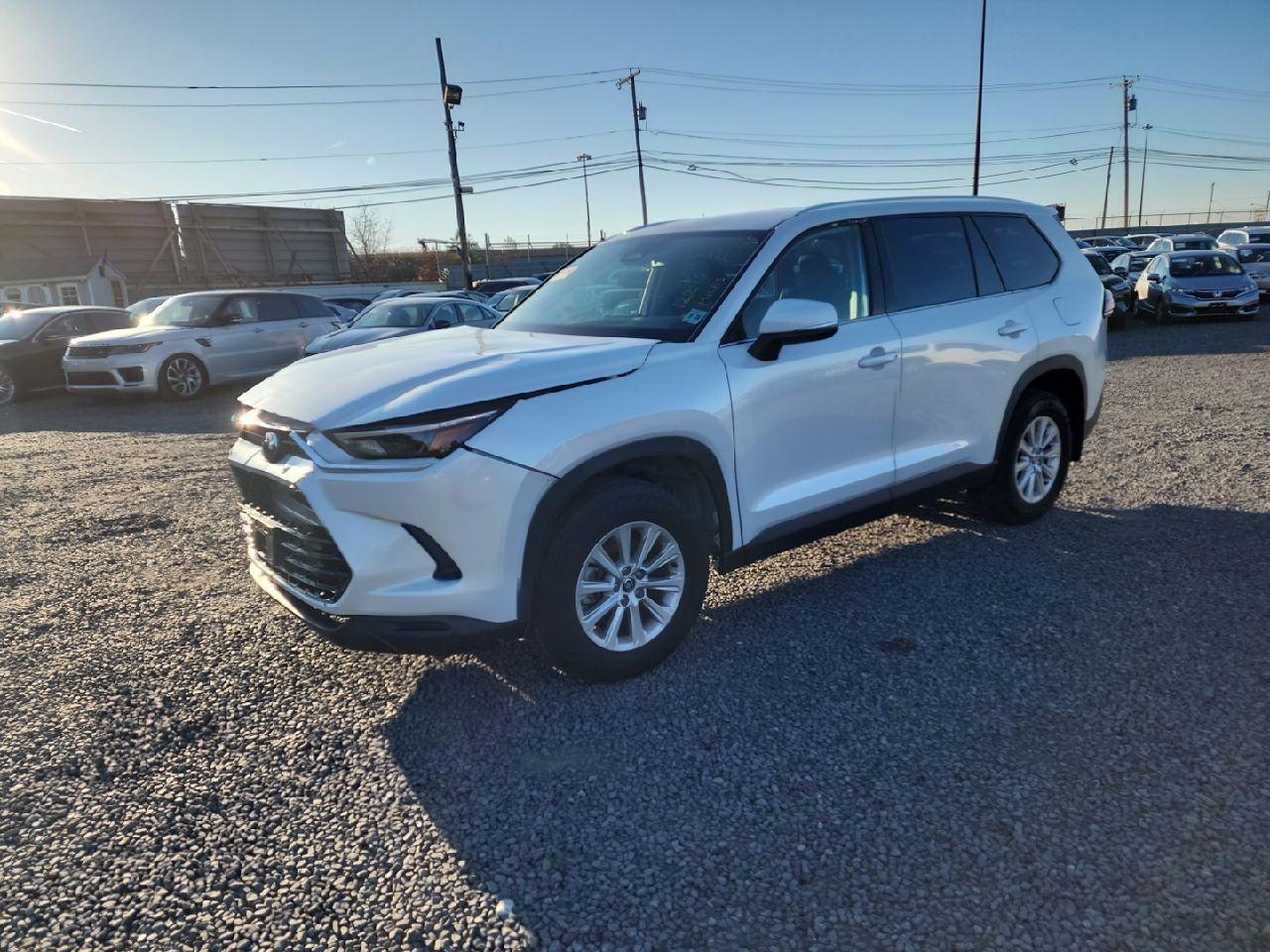 2024 TOYOTA GRAND HIGH