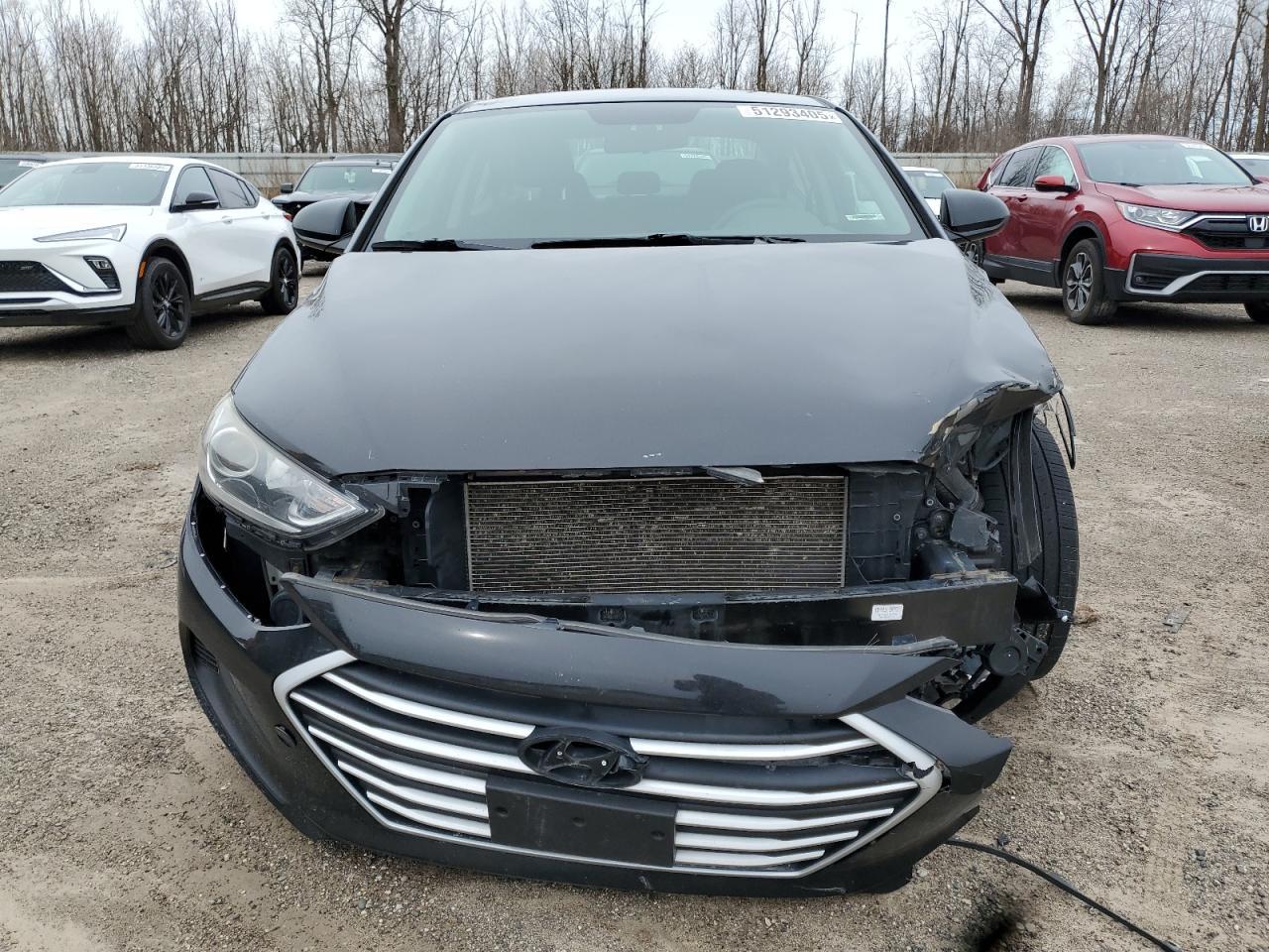 2018 HYUNDAI ELANTRA SE - Image 5