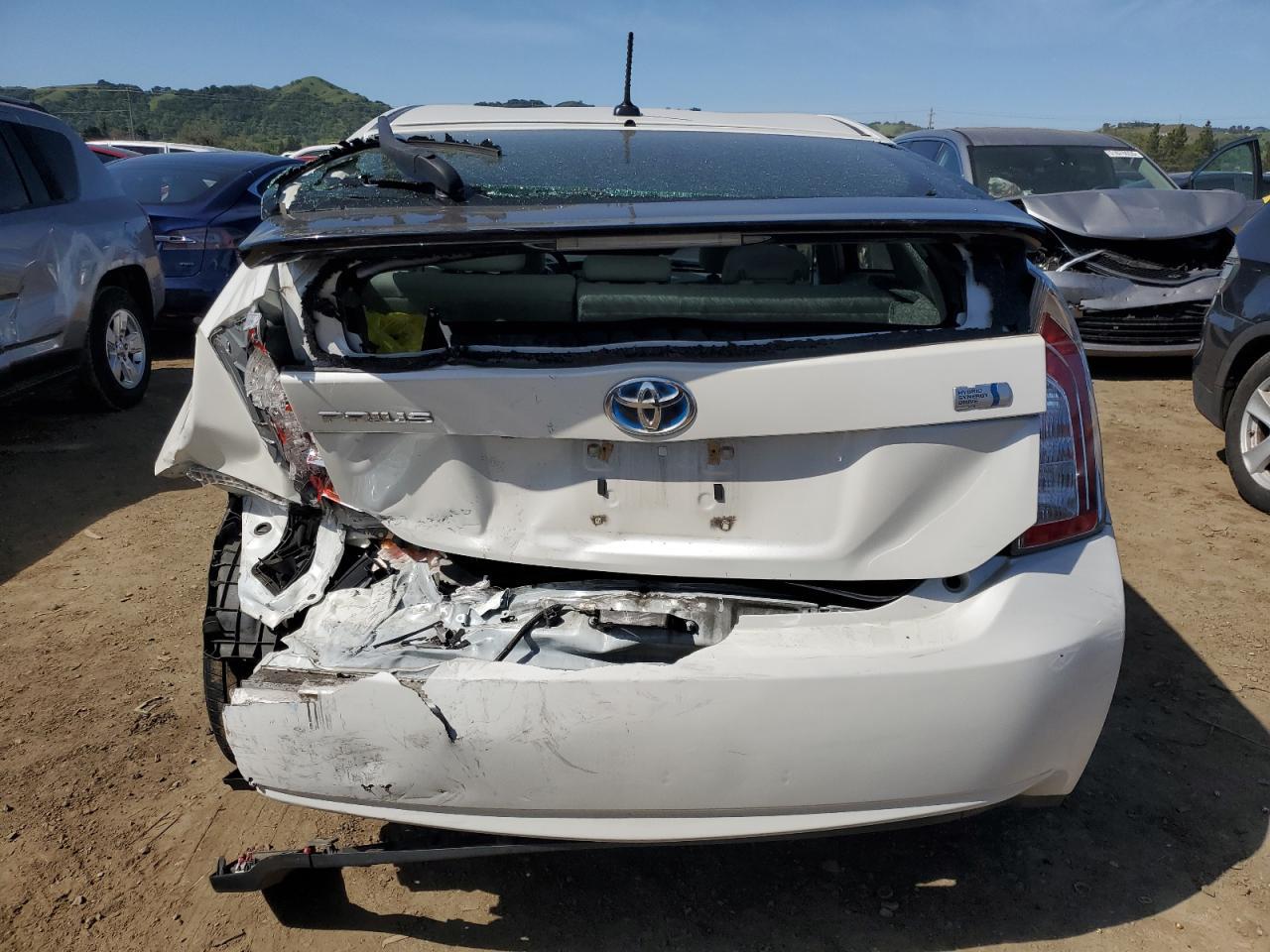 2015 TOYOTA PRIUS - Image 6