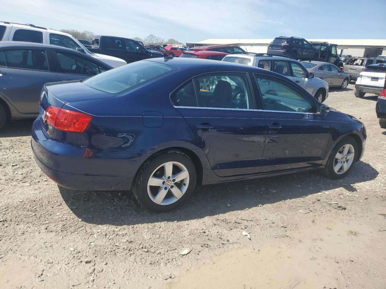 2013 VOLKSWAGEN JETTA TDI - Фото 3