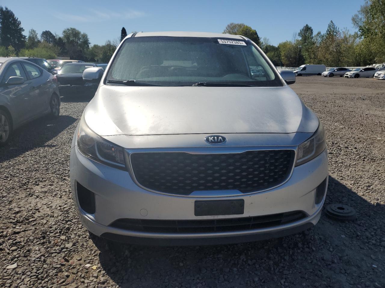 2016 KIA SEDONA LX - Image 5