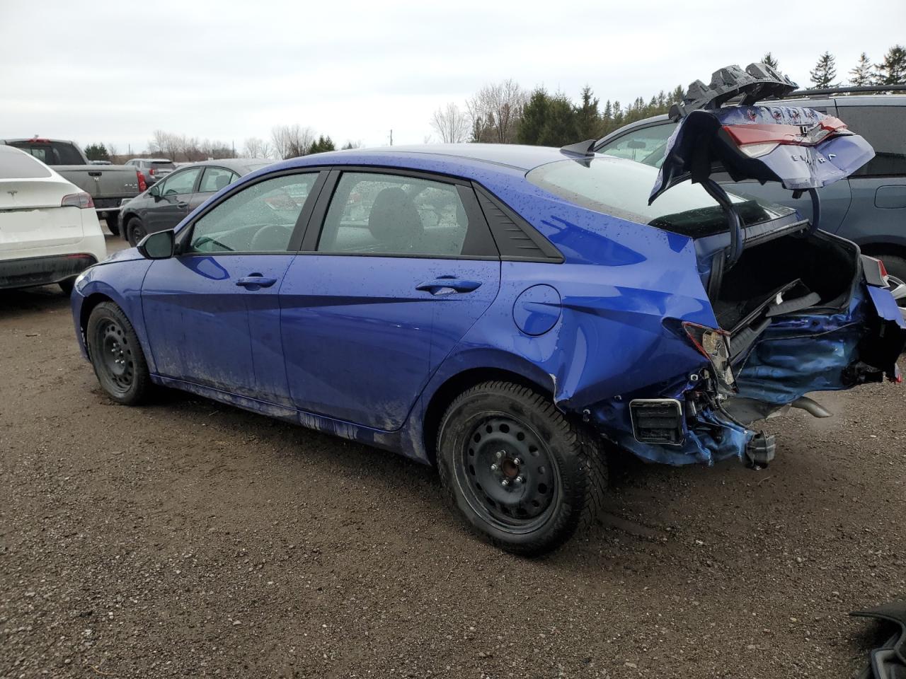 2023 HYUNDAI ELANTRA SE - Image 2