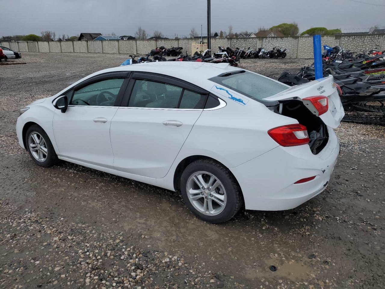 2017 CHEVROLET CRUZE LT - Image 2