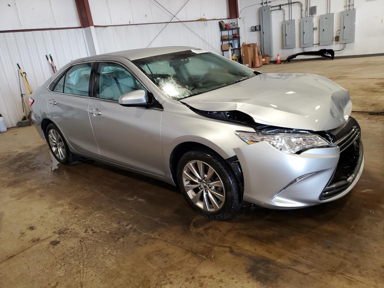 2015 TOYOTA CAMRY LE - Image 4
