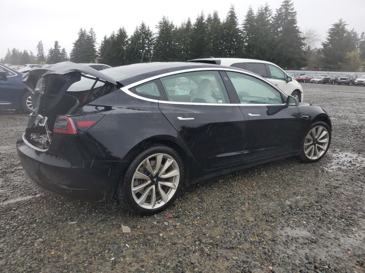 2019 TESLA MODEL 3 - Image 3