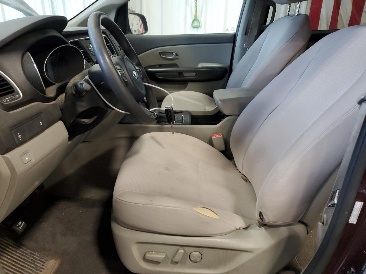 2017 KIA SEDONA LX - Фото 7