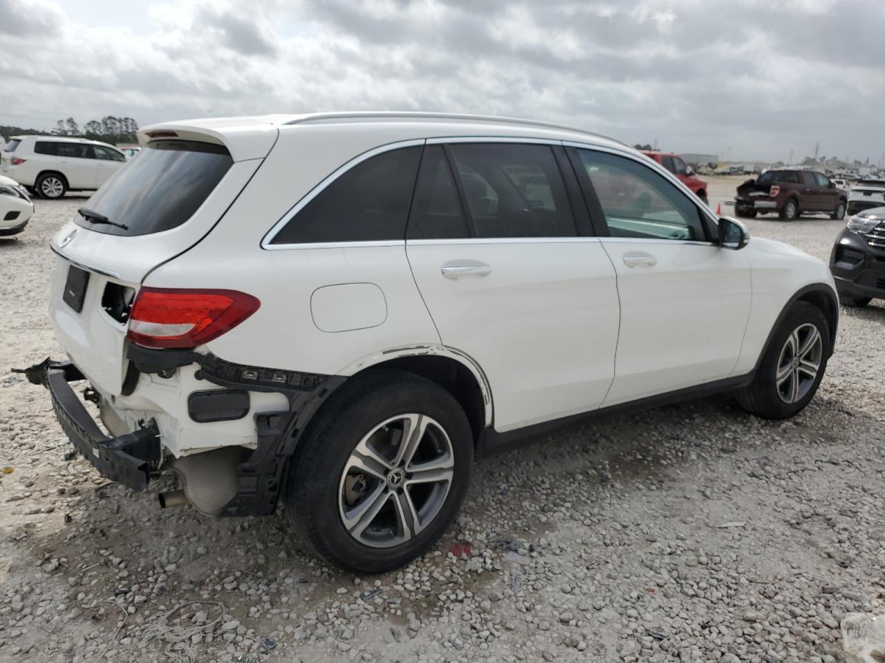 2019 MERCEDES-BENZ GLC 300 - Фото 3