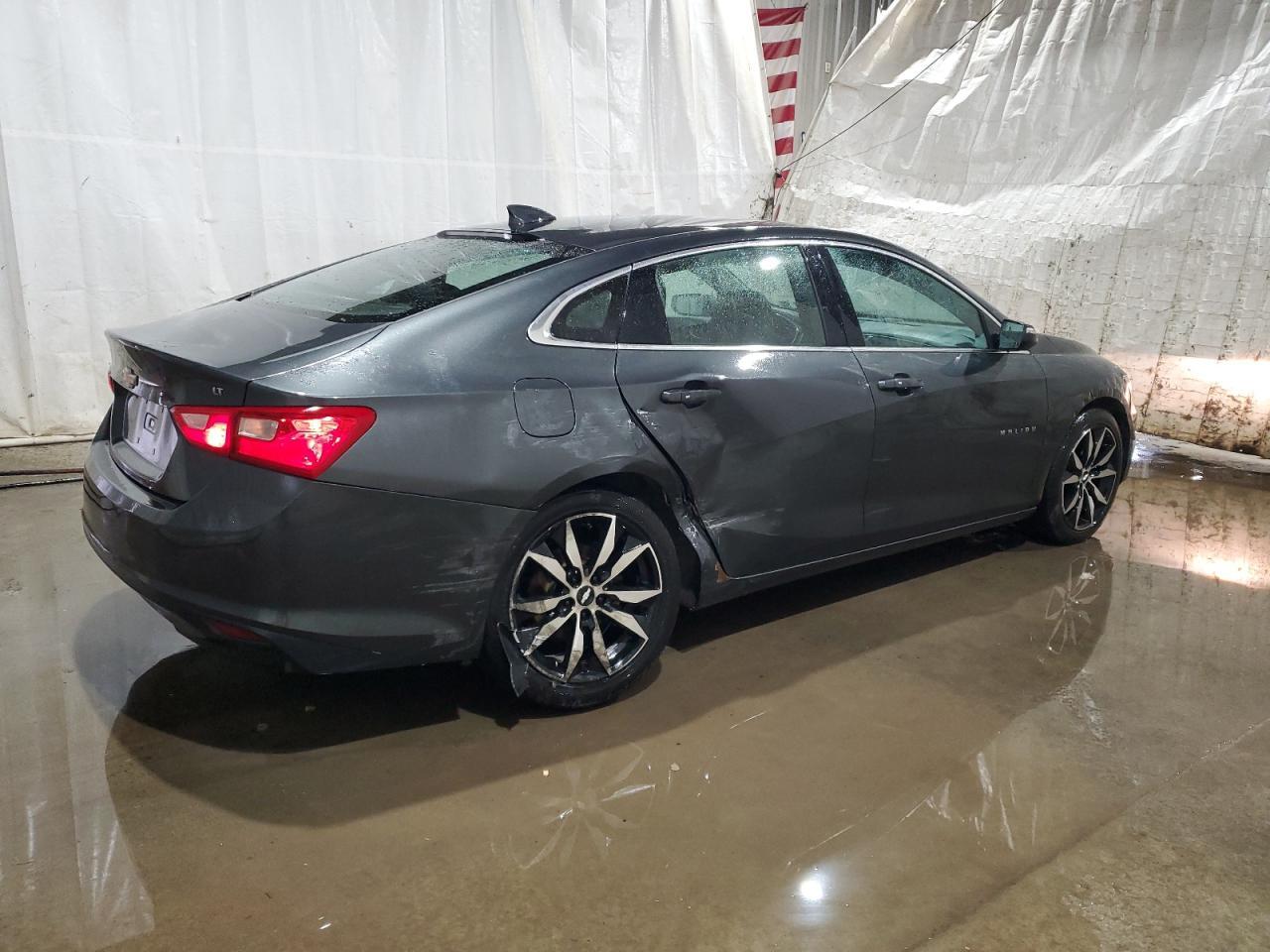 2017 CHEVROLET MALIBU LT - Image 3