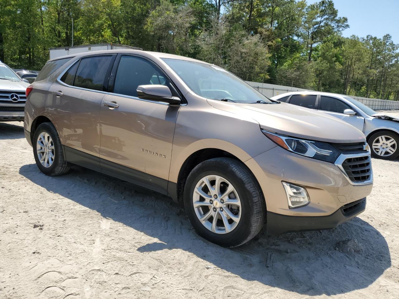 2019 CHEVROLET EQUINOX LT - Image 4