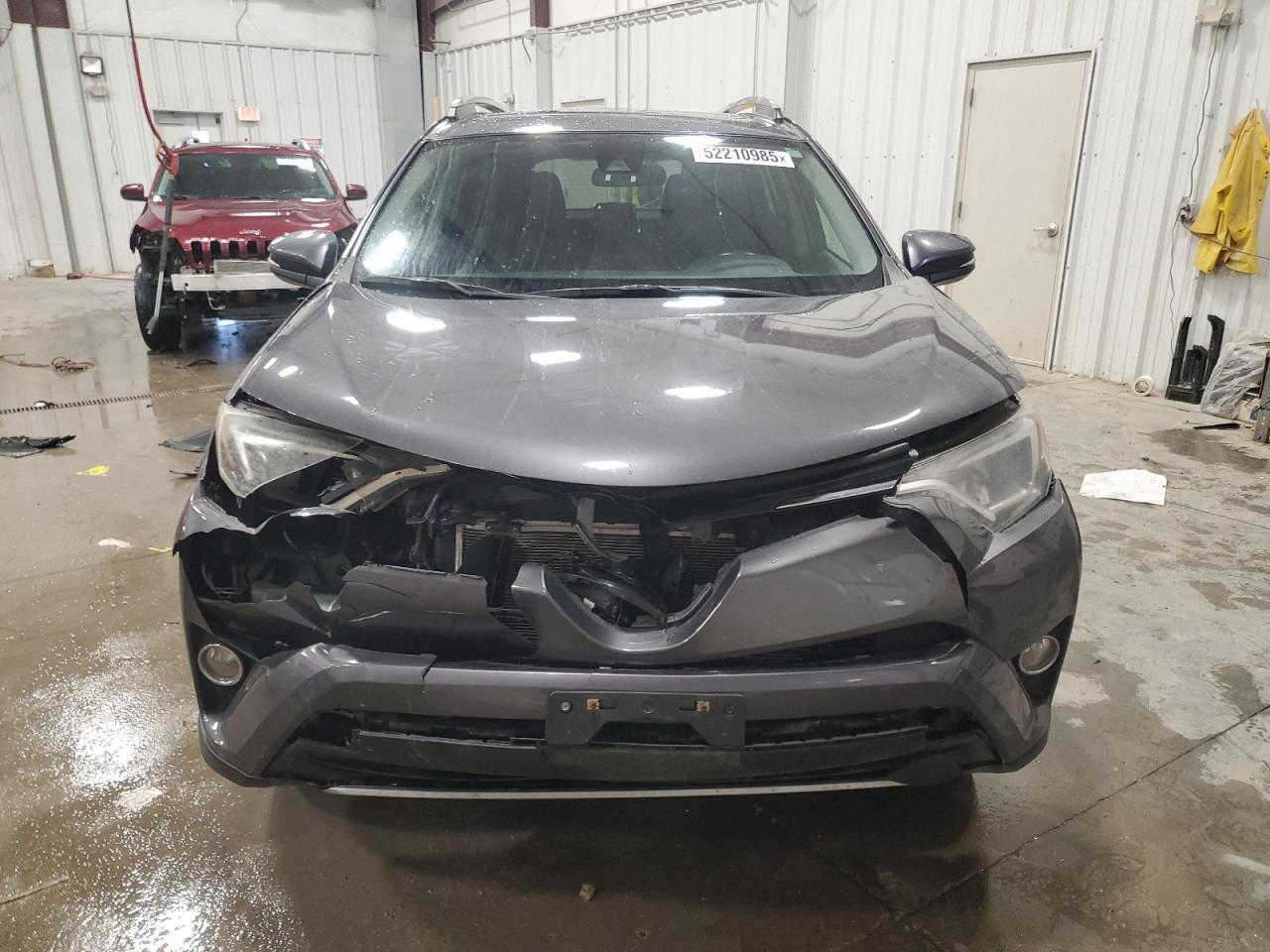 2017 TOYOTA RAV4 XLE - Image 5