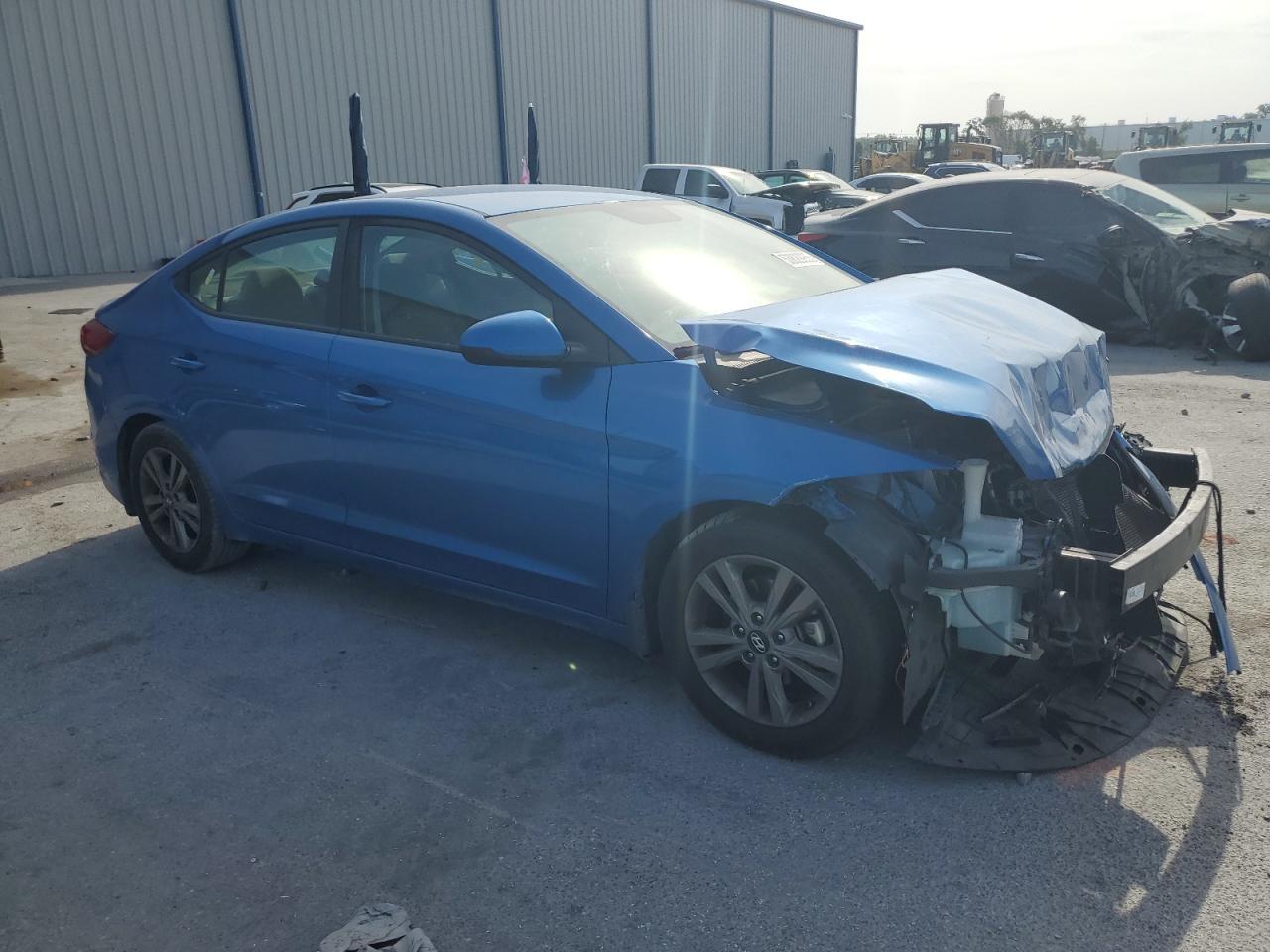 2018 HYUNDAI ELANTRA SE - Image 4