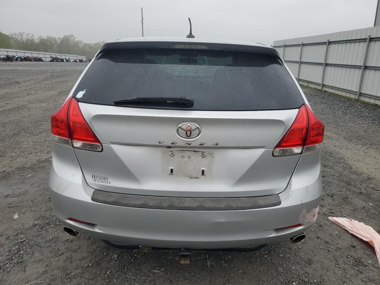 2011 TOYOTA VENZA - Фото 6