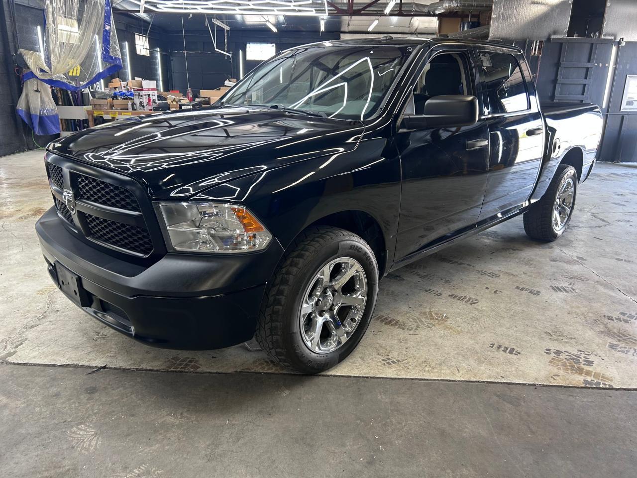 2015 RAM 1500 ST - Image 2