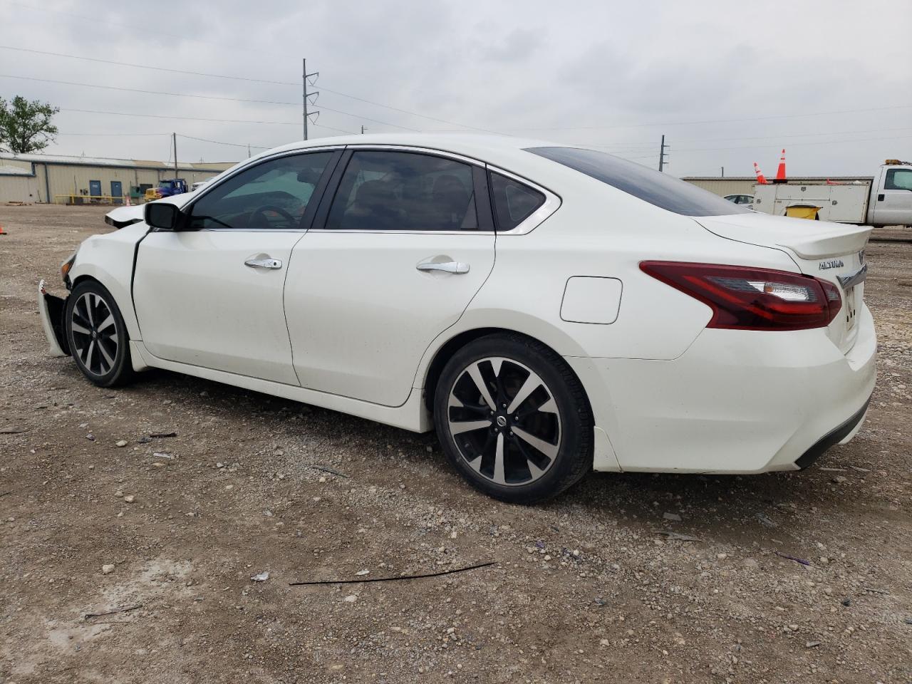 2018 NISSAN ALTIMA 2.5 - Фото 2