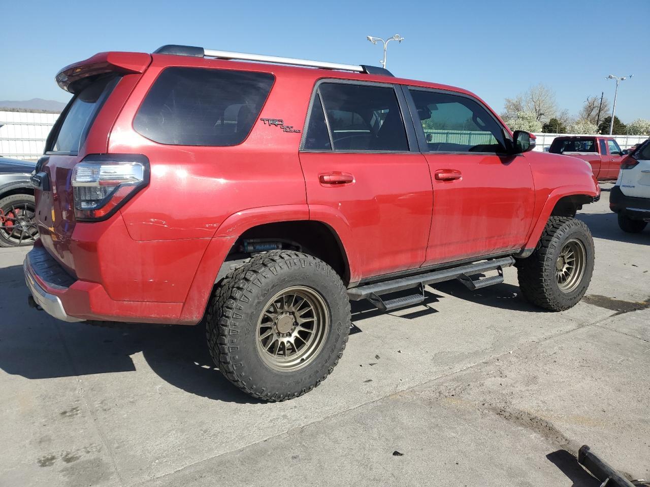 2018 TOYOTA 4RUNNER SR - Фото 3