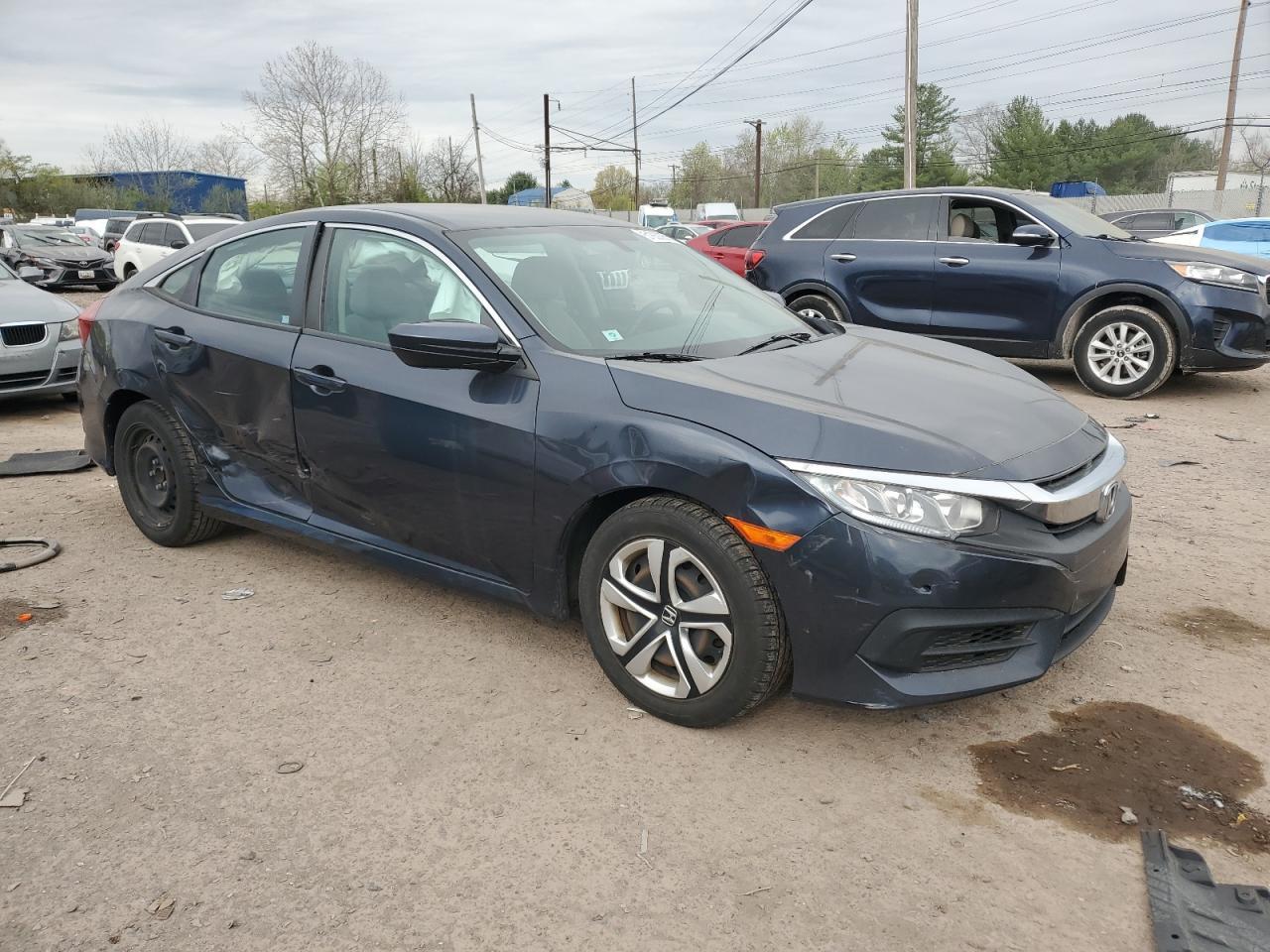 2017 HONDA CIVIC LX - Фото 4