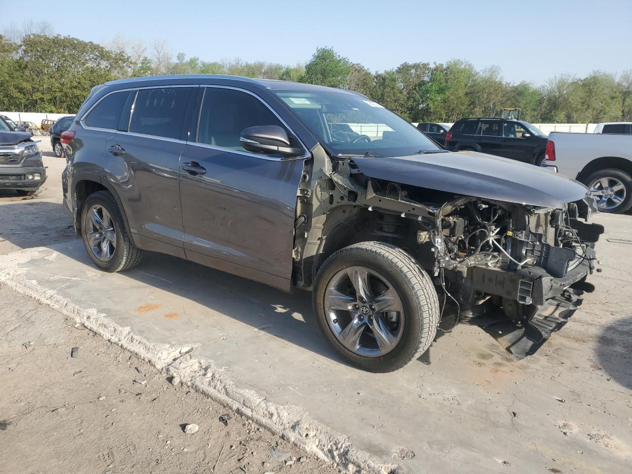 2019 TOYOTA HIGHLANDER - Фото 4