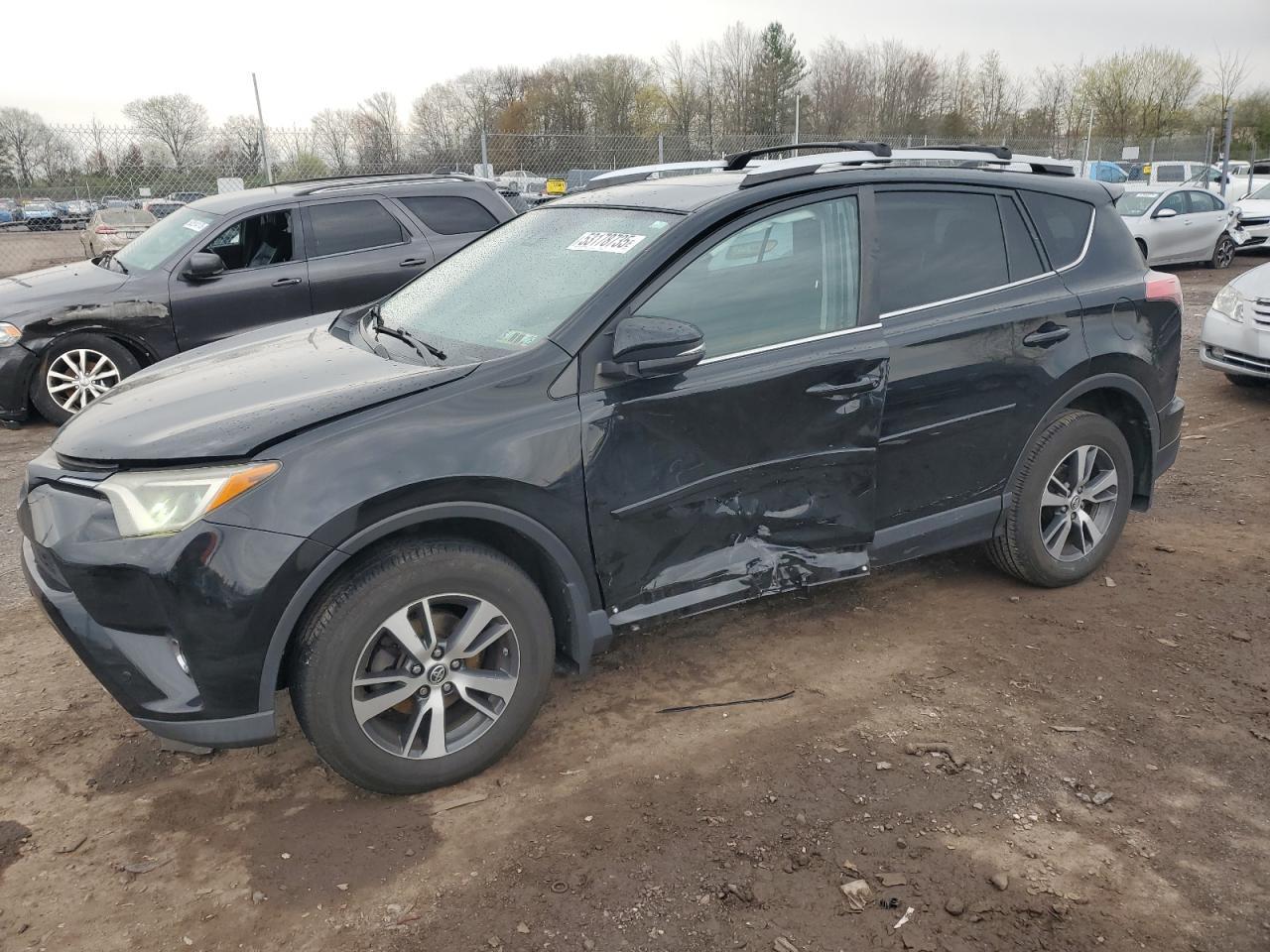 2016 TOYOTA RAV4 XLE