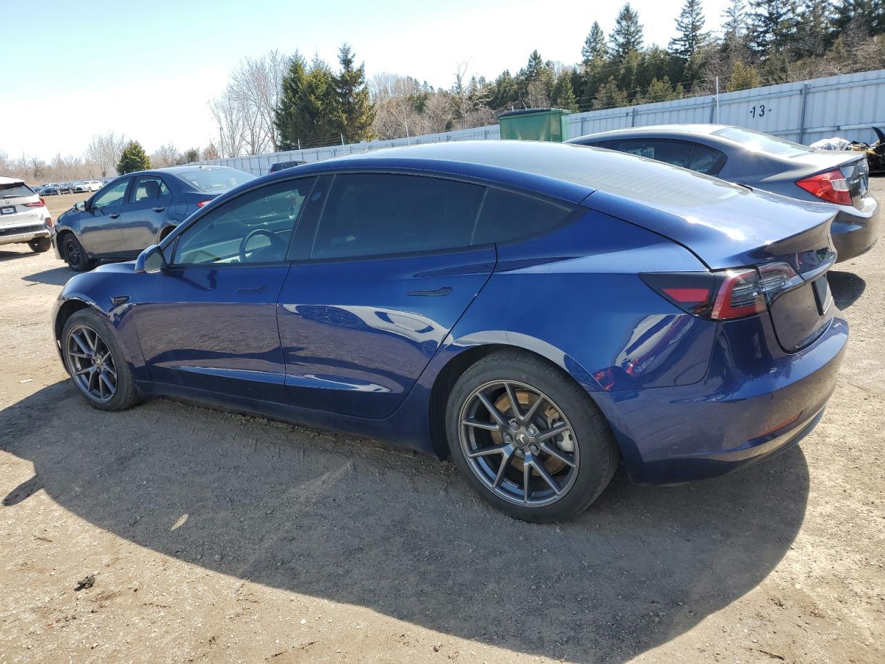 2022 TESLA MODEL 3 - Image 2