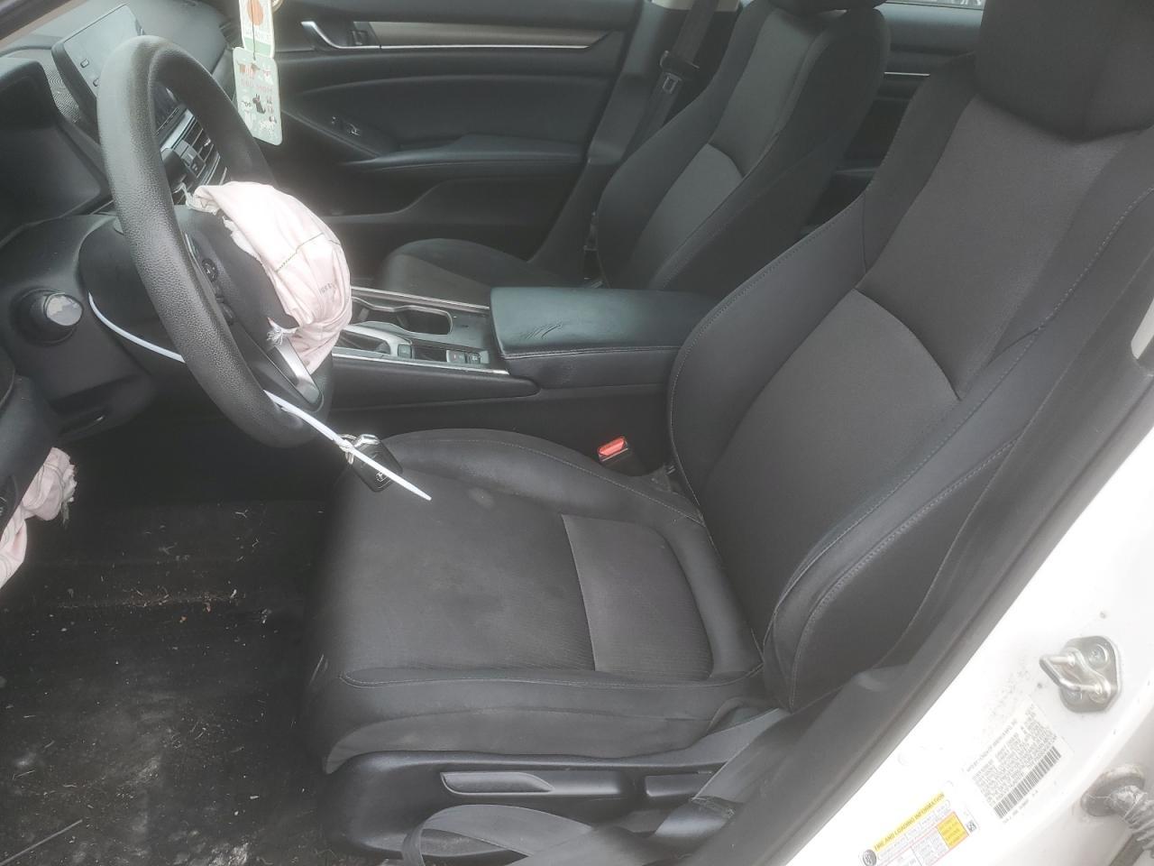 2018 HONDA ACCORD LX - Image 7