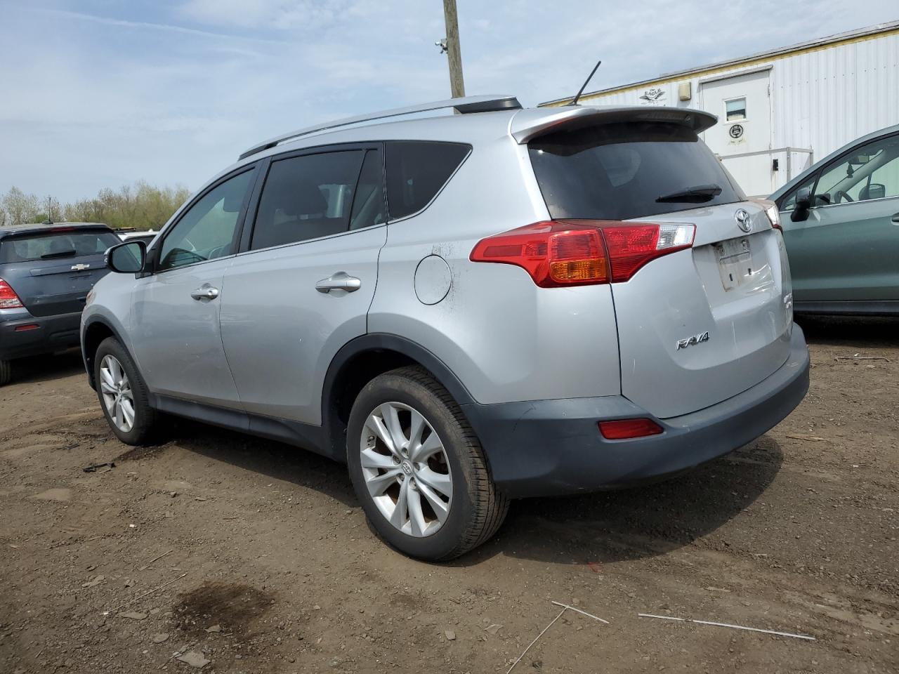 2015 TOYOTA RAV4 LIMIT - Фото 2