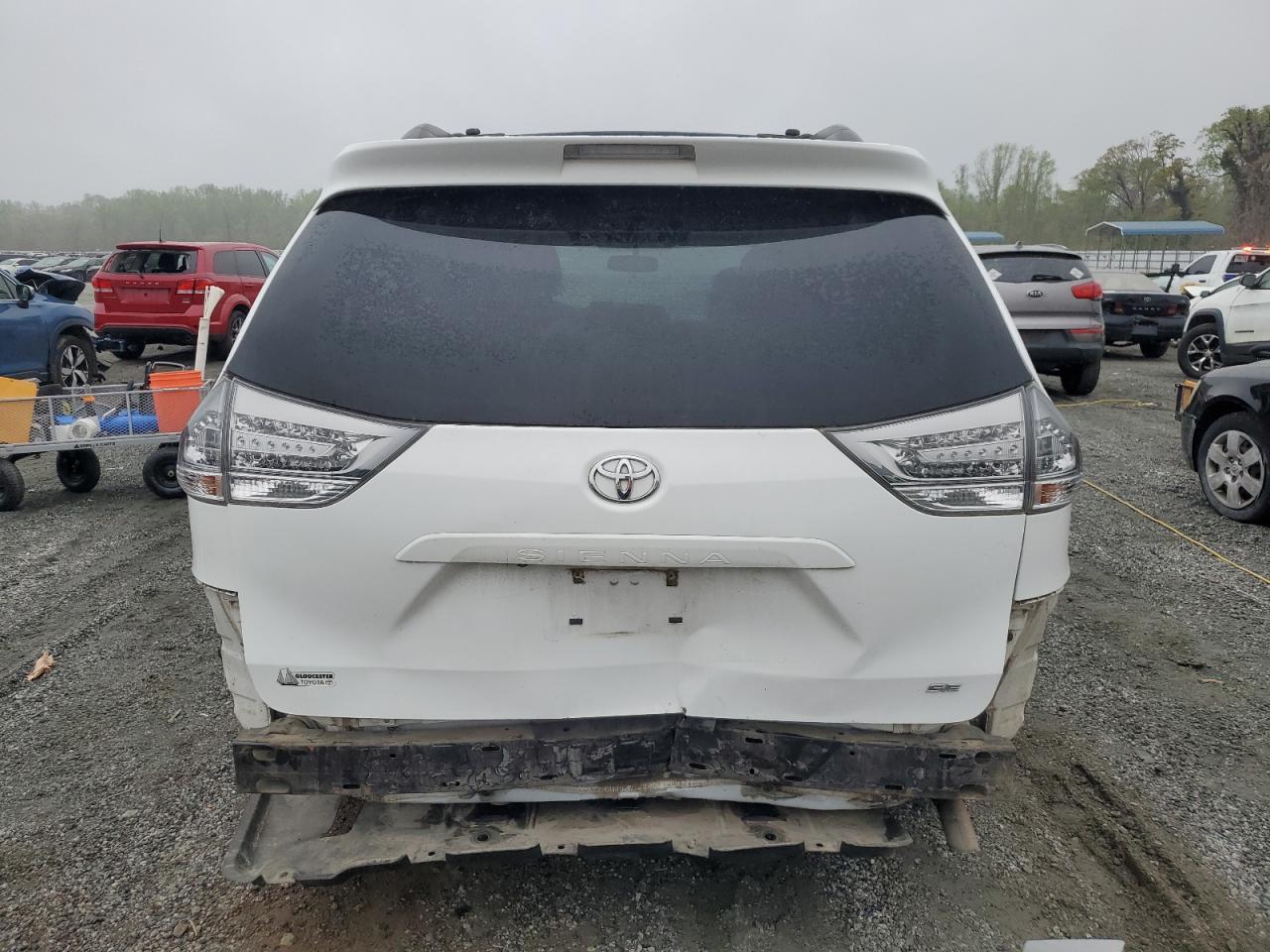 2015 TOYOTA SIENNA SPO - Фото 6
